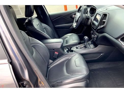 Used 2021 Jeep Cherokee Latitude Lux image 8