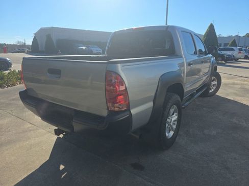 Used 2015 Toyota Tacoma PreRunner image 7
