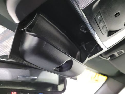 Used 2019 Jeep Grand Cherokee Limited image 39