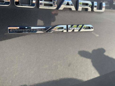 Used 2022 Subaru Outback Limited w/ Popular Package #2 AWD/4WD image 8
