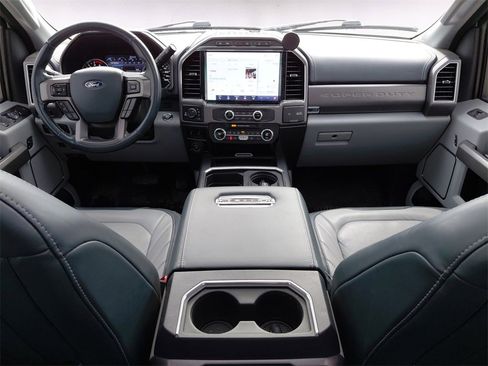 Used 2022 Ford F350 Limited image 10
