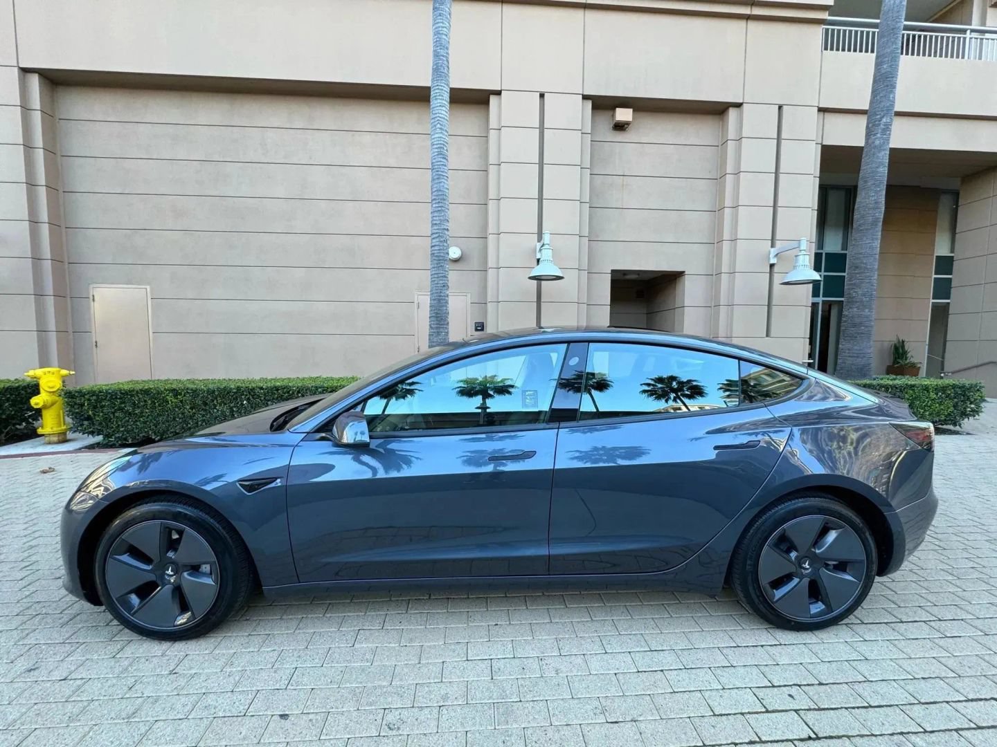 Used 2023 Tesla Model 3 Standard Range RWD image 6