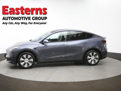 Used 2020 Tesla Model Y Long Range image 55