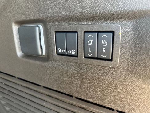 New 2025 Chevrolet Tahoe LT w/ Comfort Package image 15