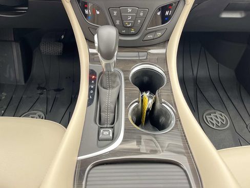Used 2020 Buick Envision Preferred image 15