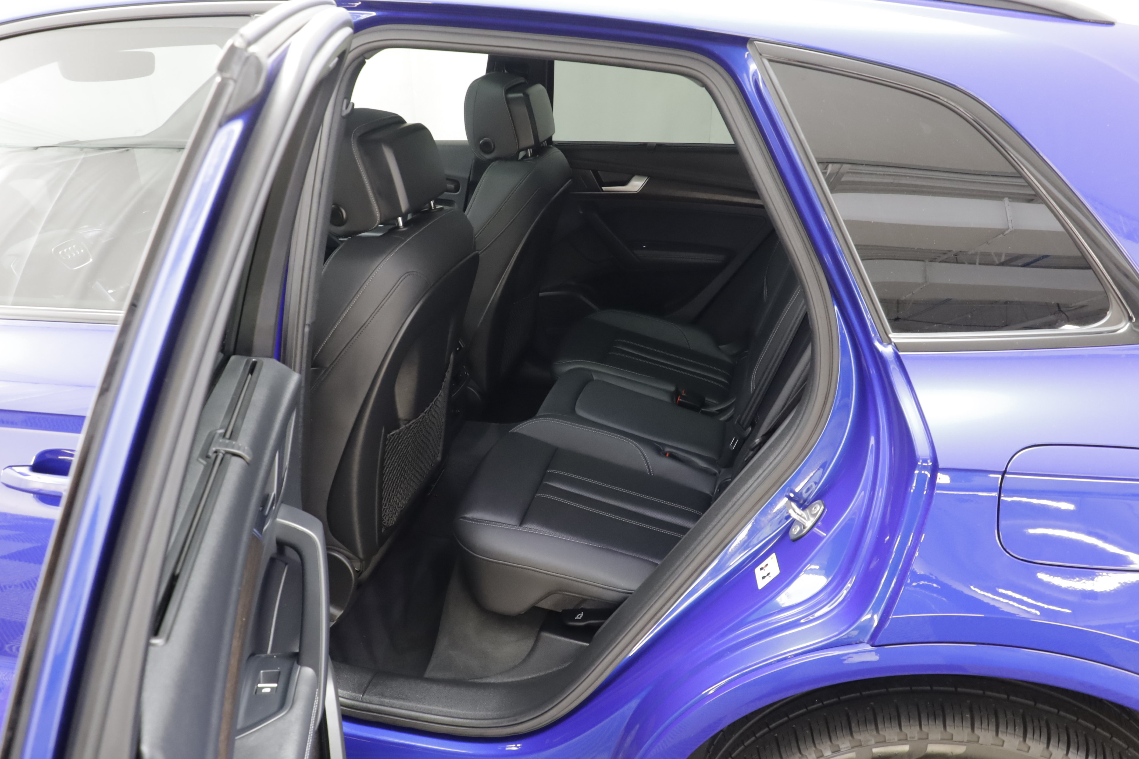 Used 2024 Audi Q5 e Prestige w/ Prestige Package AWD/4WD image 19