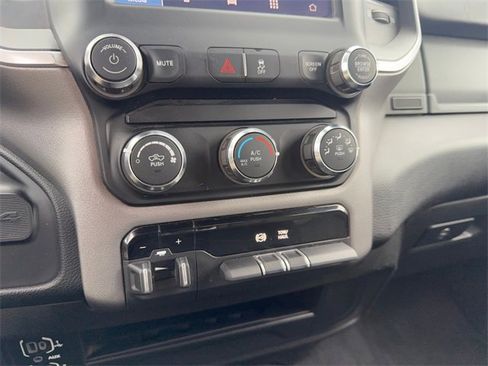 Used 2024 RAM 2500 Big Horn image 20