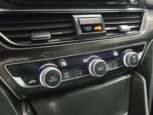 Used 2019 Honda Accord Sport image 28