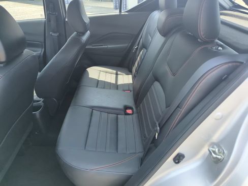Used 2019 Nissan Kicks SR w/ SR Premium Package FWD image 28