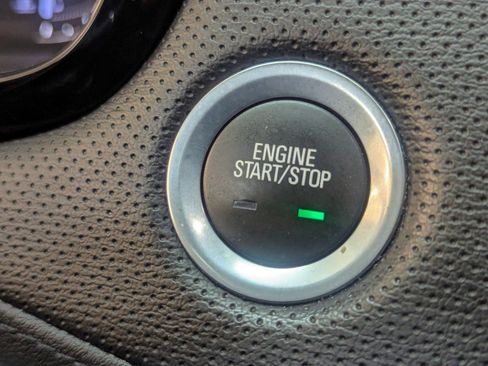 Used 2017 Cadillac XT5 Luxury w/ Driver Awareness Package image 28