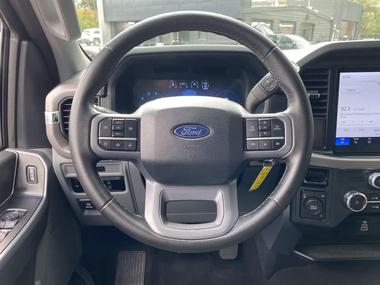 Used 2025 Ford F150 XLT w/ Equipment Group 301A Standard AWD/4WD image 19