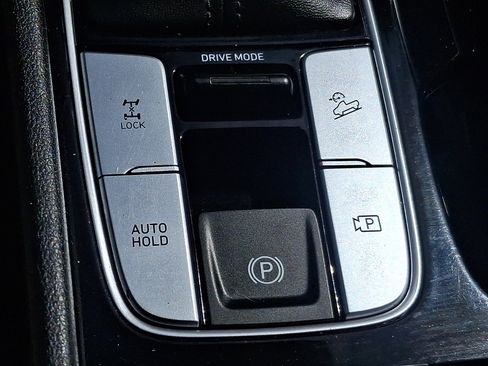 Used 2022 Hyundai Santa Cruz SEL AWD/4WD image 25