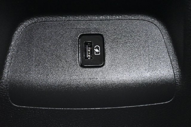 Used 2025 Nissan Sentra SV w/ All-Weather Package FWD image 10
