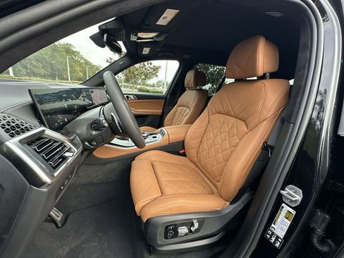 New 2026 BMW X5 M60i image 13