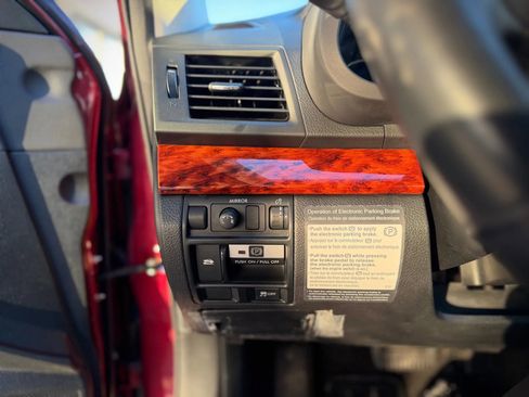 Used 2012 Subaru Outback 2.5i Limited image 7