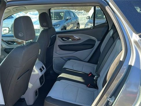 Used 2020 GMC Terrain SLE w/ Driver Convenience Package image 22
