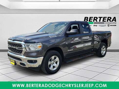 Used 2022 RAM 1500 Big Horn image 3