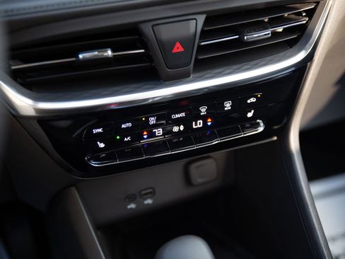 Used 2024 Buick Encore GX Avenir w/ Avenir Technology Package image 14