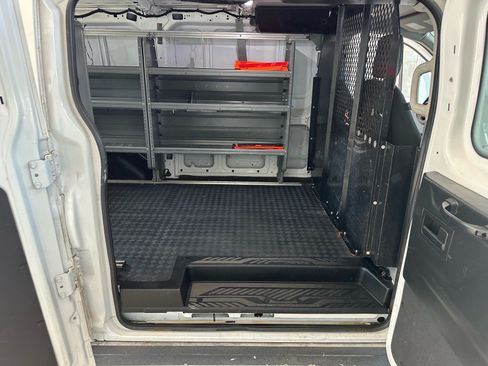 Used 2019 Ford Transit 250 130 Low Roof w/ Exterior Upgrade Package RWD image 20
