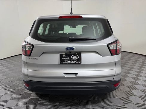 Used 2018 Ford Escape S image 11