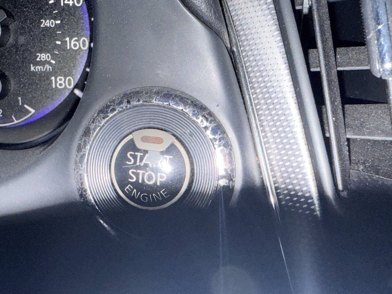 Used 2017 INFINITI Q50 3.0t Premium RWD image 38
