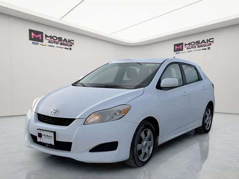 Used 2009 Toyota Matrix Base image 8