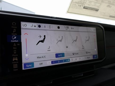 New 2026 Jeep Wrangler Unlimited Rubicon w/ Safety Group image 32