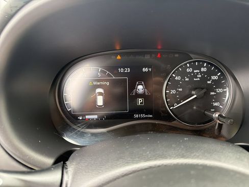 Used 2023 Nissan Kicks SR w/ SR Premium Package FWD image 18