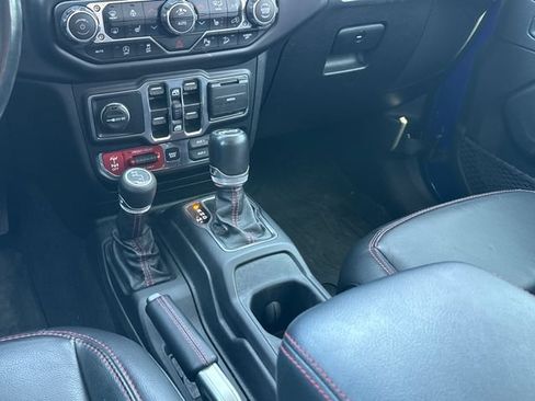 Used 2020 Jeep Wrangler Unlimited Rubicon AWD/4WD image 12