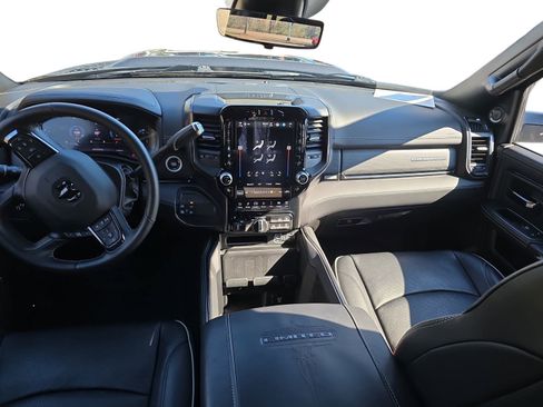 Used 2024 RAM 2500 Limited image 9