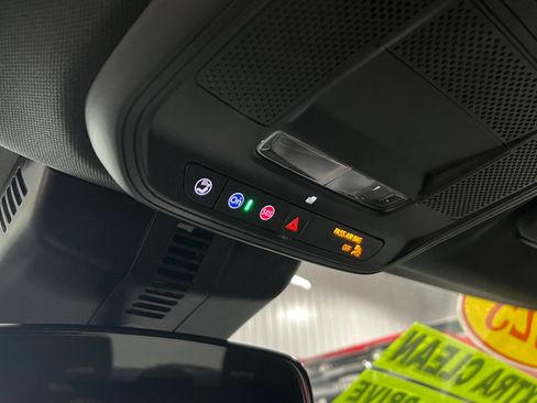 Certified 2025 GMC Acadia Elevation image 15