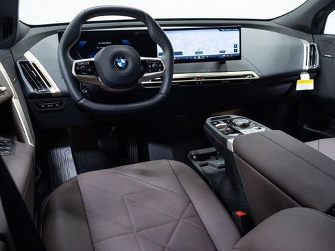 New 2026 BMW iX xDrive45 image 21