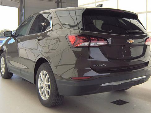 Used 2023 Chevrolet Equinox LT AWD/4WD image 8