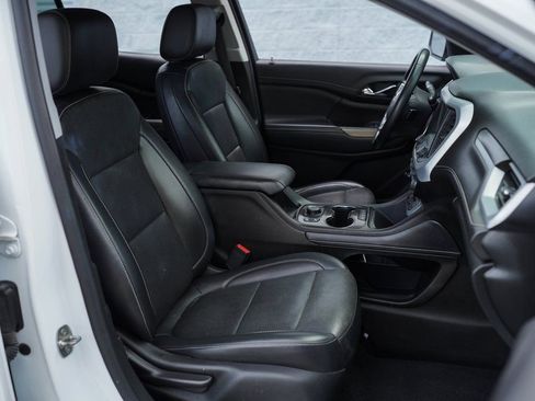 Used 2023 GMC Acadia SLT image 26