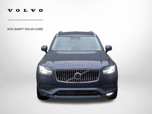 Used 2021 Volvo XC90 T6 Momentum w/ Advanced Package image 9