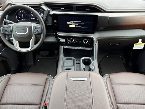 New 2026 GMC Sierra 2500 Denali w/ Denali Reserve Package image 14