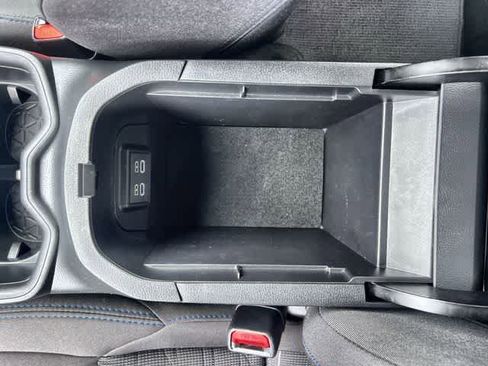 Used 2024 Toyota RAV4 SE AWD/4WD image 27