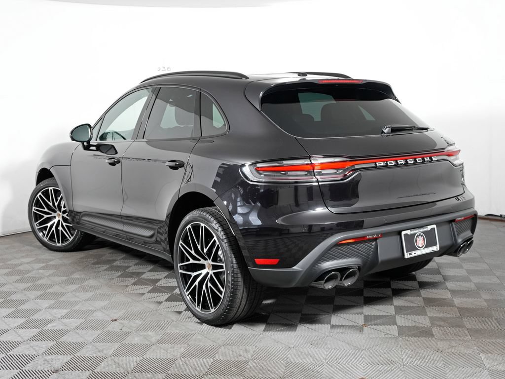 Used 2026 Porsche Macan AWD/4WD image 3