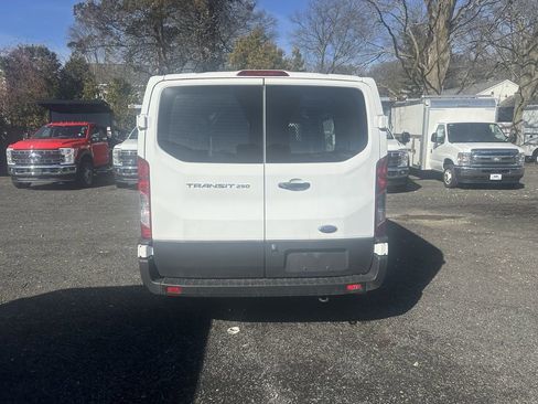 Used 2024 Ford Transit 250 Low Roof w/ Exterior Upgrade Package RWD image 6
