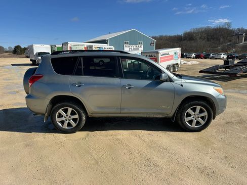 Used 2006 Toyota RAV4 Limited image 5