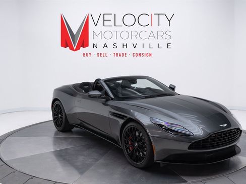 Used 2019 Aston Martin DB11 Volante image 12