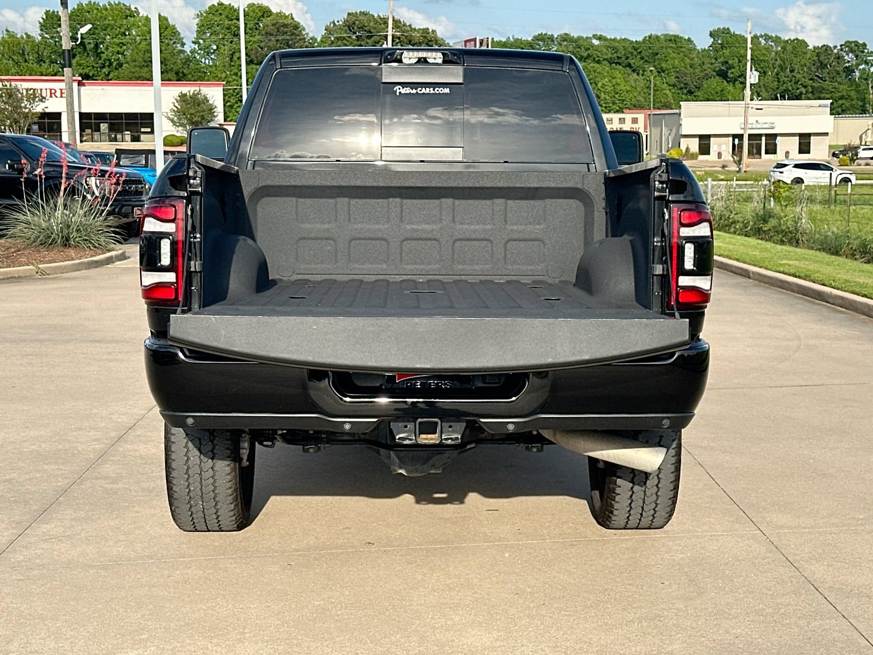 Used 2024 RAM 2500 Limited AWD/4WD image 23