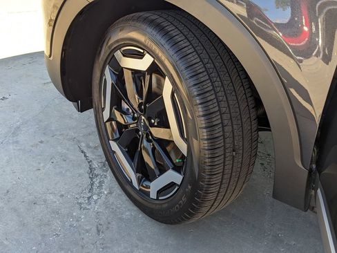 Certified 2025 Kia Telluride EX X-Line AWD/4WD image 38