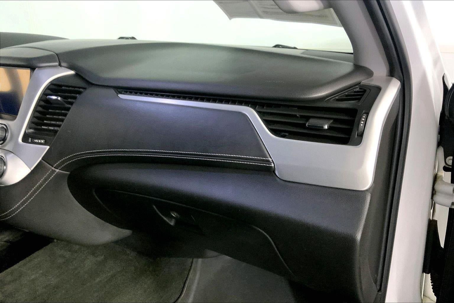 Used 2015 GMC Yukon SLE w/ Convenience Package AWD/4WD image 16
