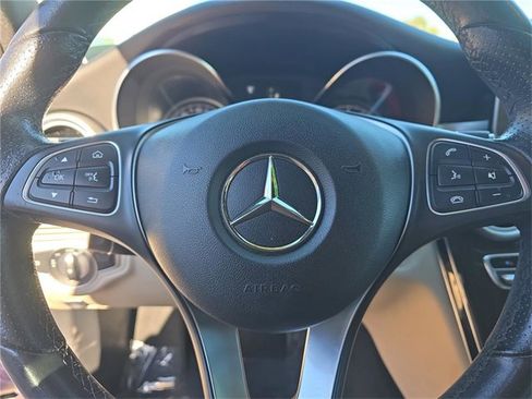 Used 2018 Mercedes-Benz C 300 Sedan image 19