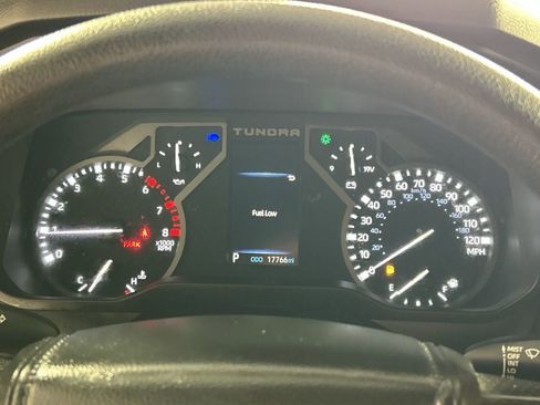 Used 2025 Toyota Tundra SR5 w/ SR5 Convenience Package AWD/4WD image 14