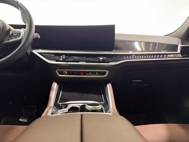 Certified 2024 BMW X6 xDrive40i w/ Premium Package AWD/4WD image 35