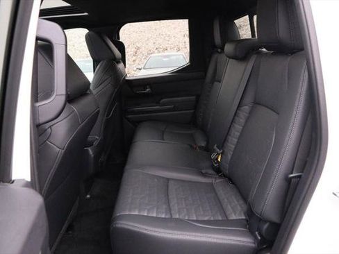 Certified 2024 Toyota Tacoma TRD Off-Road image 10