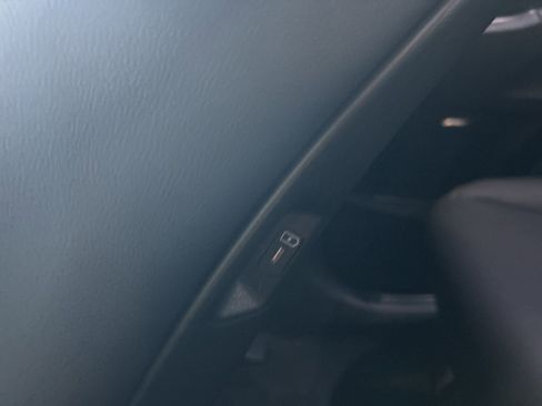 Used 2025 Kia Sorento SX Prestige image 19