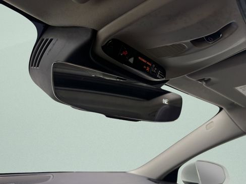 Used 2021 Volvo S60 T8 Inscription image 22